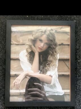 Black Wood Frame Taylor Swift Litograph Poster
